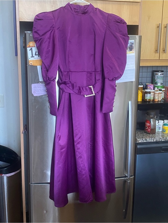 Dresses & Skirts - Purple Puff-Sleeve Midi Dress with Rhinestone Belt